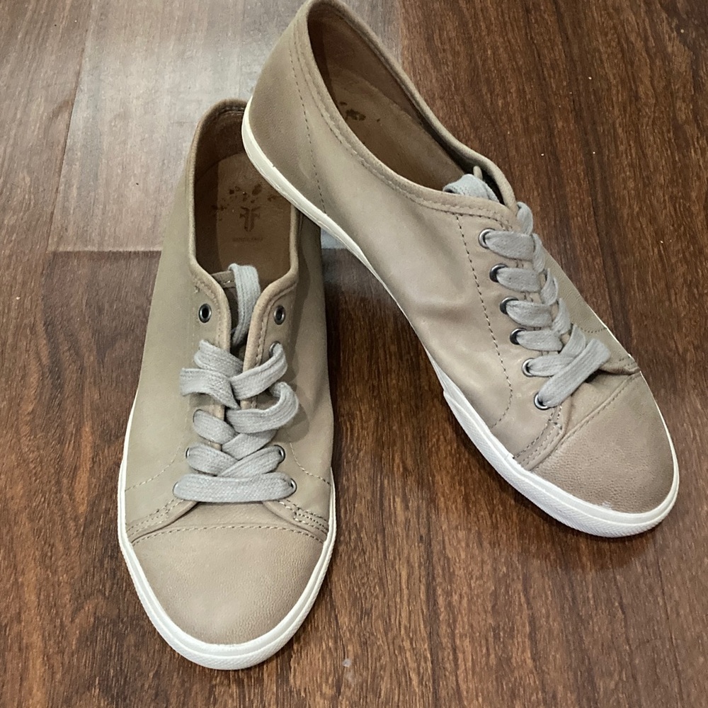 Frye Gray Casual Tan Sneakers Sz 7.5